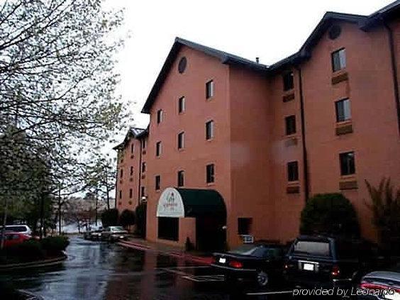 Guest Inn & Suites - Midtown Medical Center Little Rock Bagian luar foto