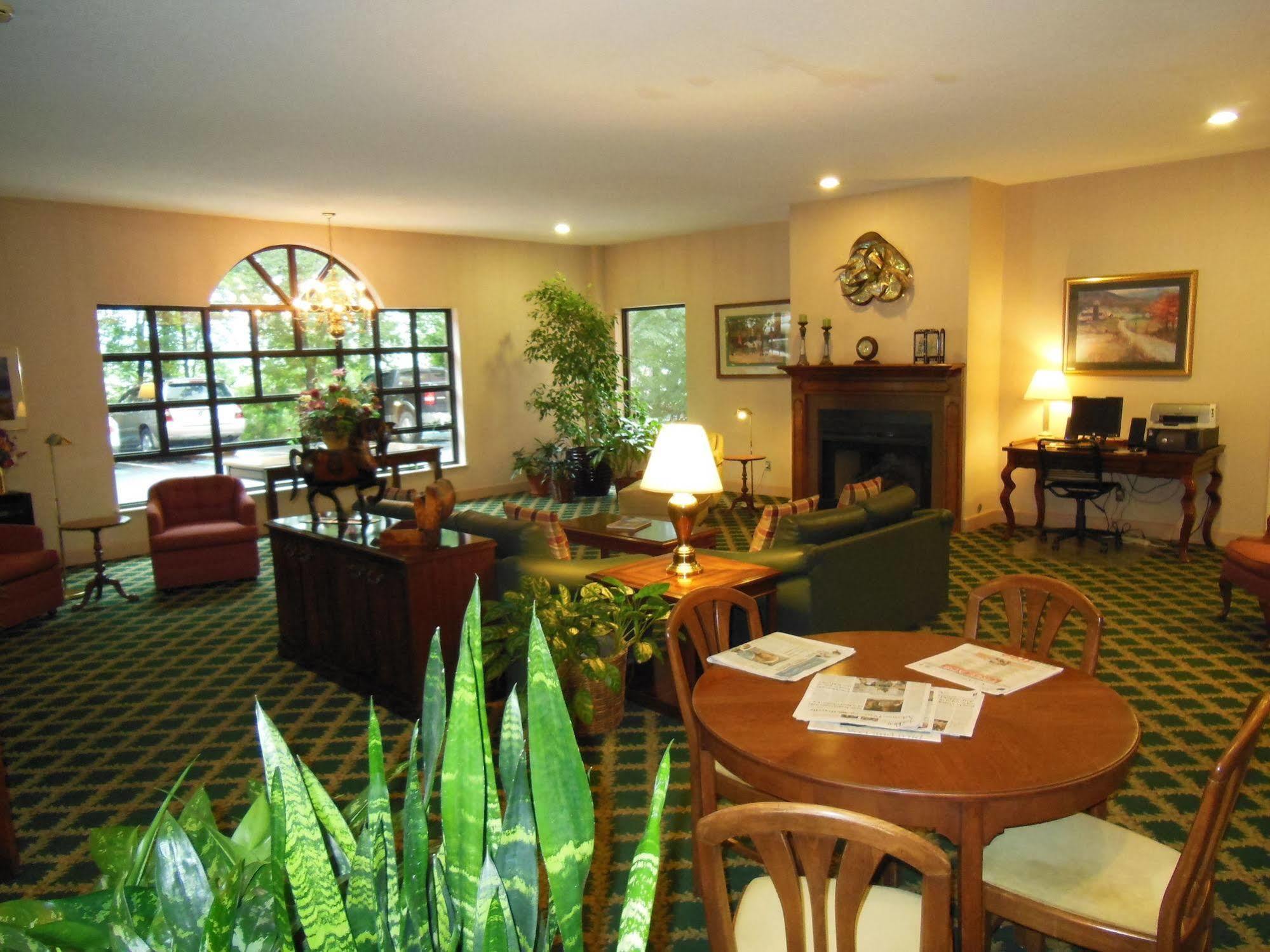 Guest Inn & Suites - Midtown Medical Center Little Rock Bagian luar foto