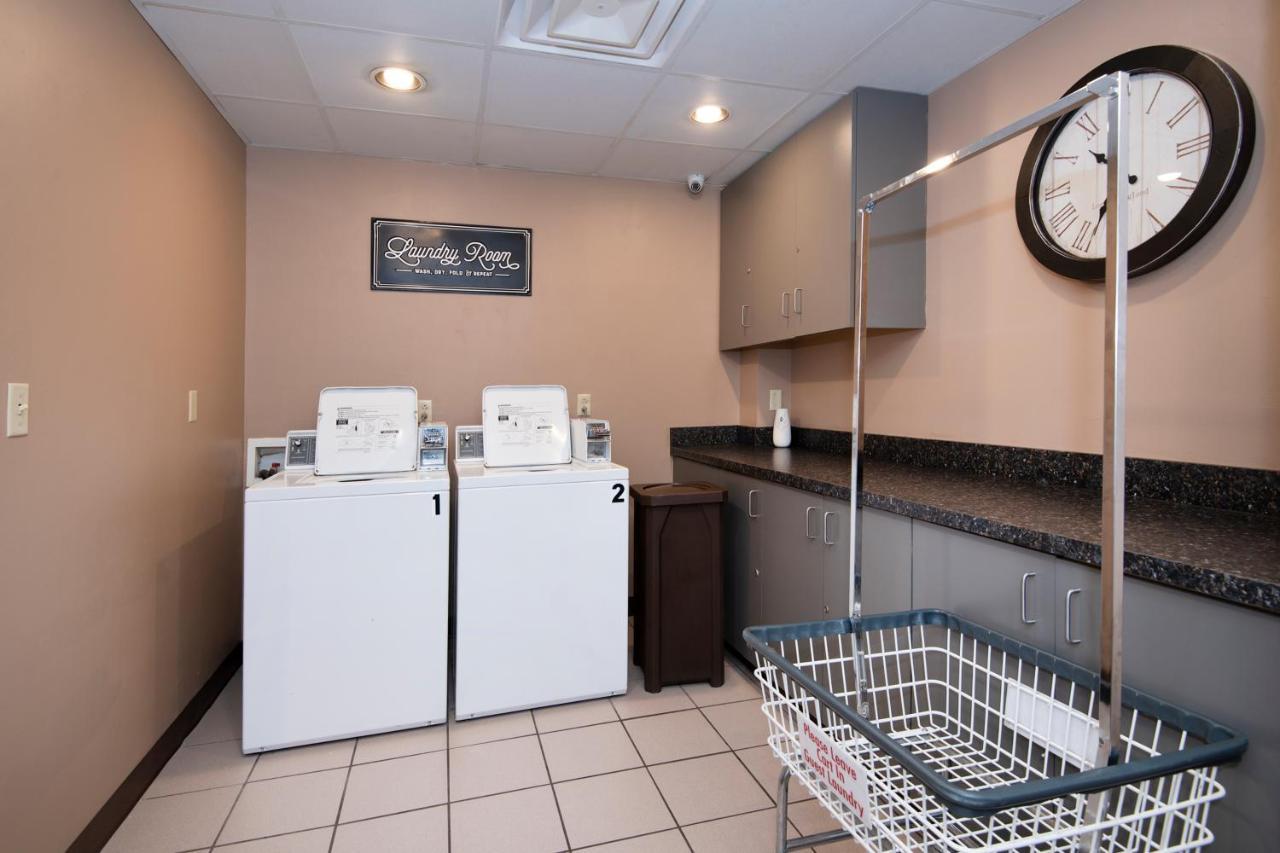 Guest Inn & Suites - Midtown Medical Center Little Rock Bagian luar foto